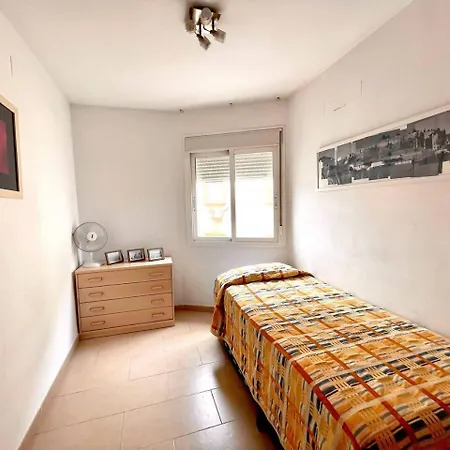A 400m Plaza Nogalera 2 Dorm 4 Pax Apartament *