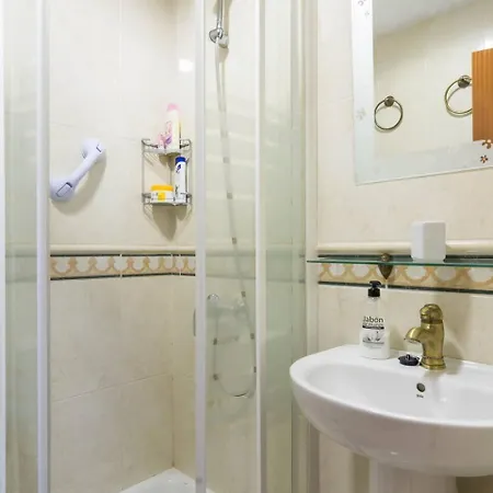 A 400m Plaza Nogalera 2 Dorm 4 Pax Apartament Torremolinos