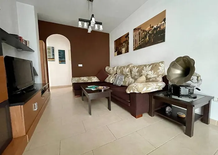 A 400m Plaza Nogalera 2 Dorm 4 Pax Apartment