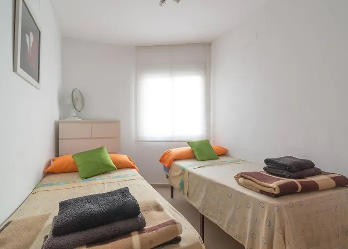 Apartment A 400m Plaza Nogalera 2 Dorm 4 Pax Torremolinos